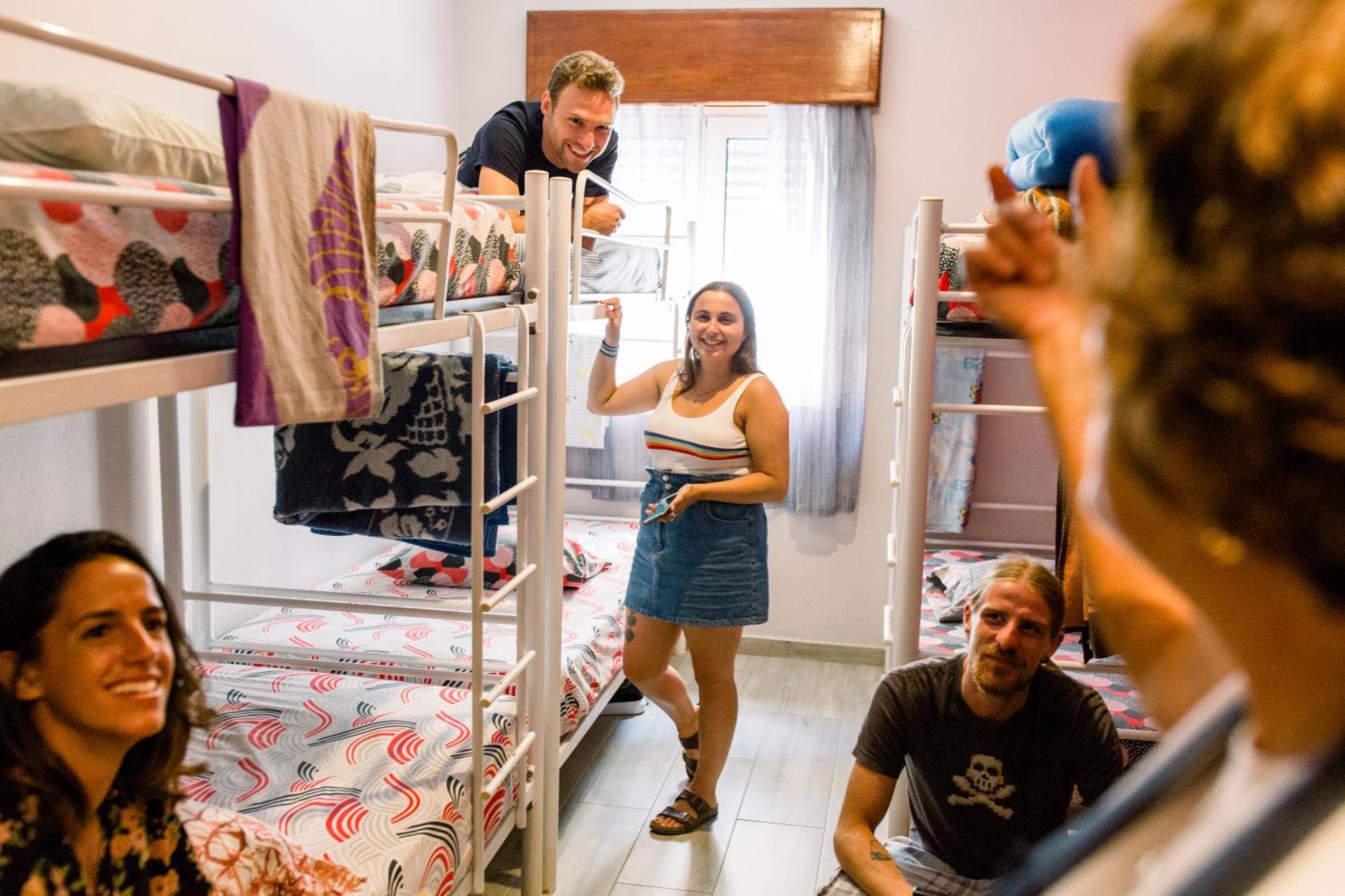 Hostal Rising Cock Party
